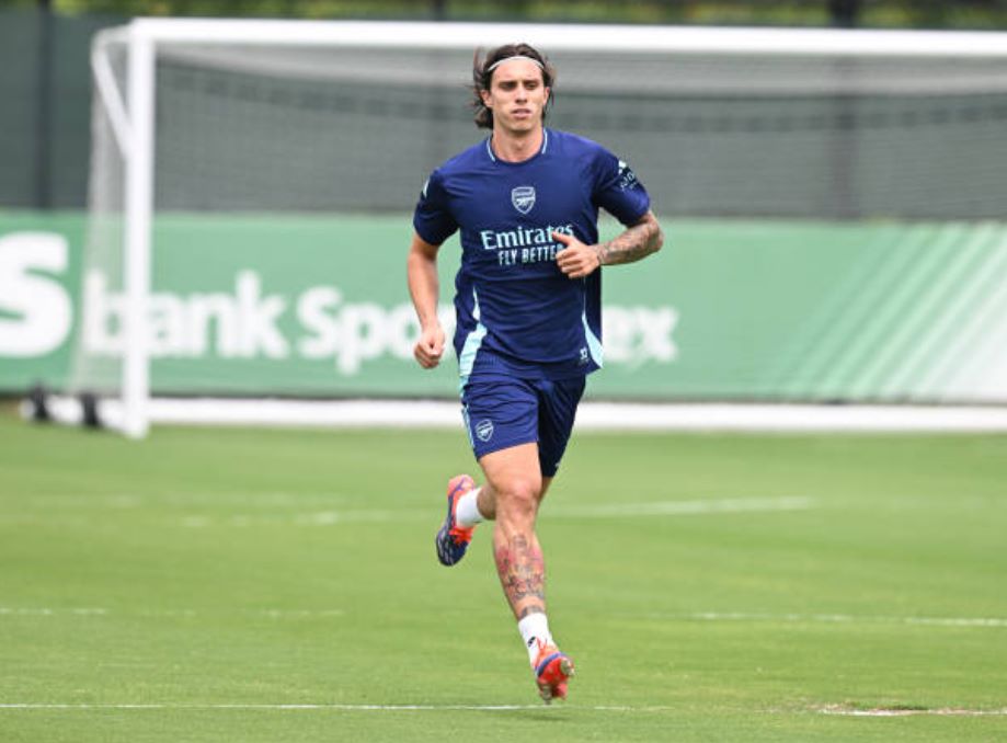 Calafiori chưa ra sân cho Arsenal.